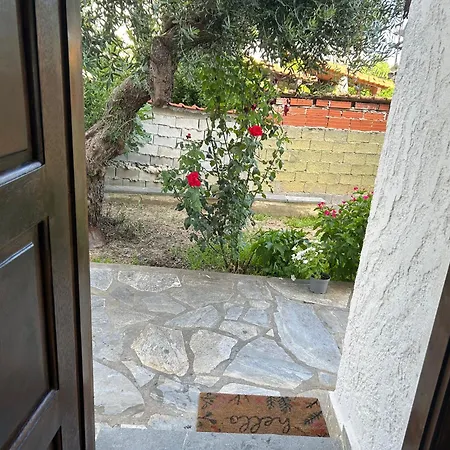 House Beachfront Chalkidiki * 莫拉卡里瓦