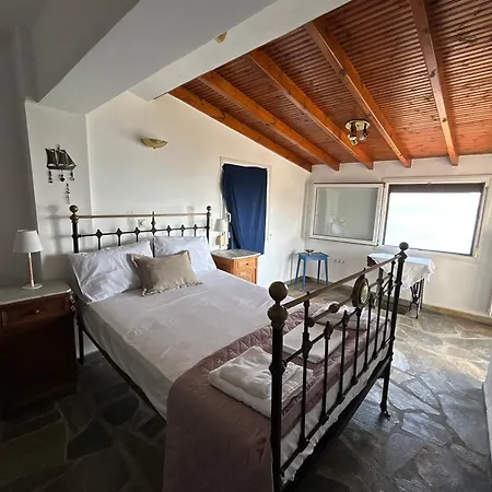 House Beachfront Chalkidiki 莫拉卡里瓦